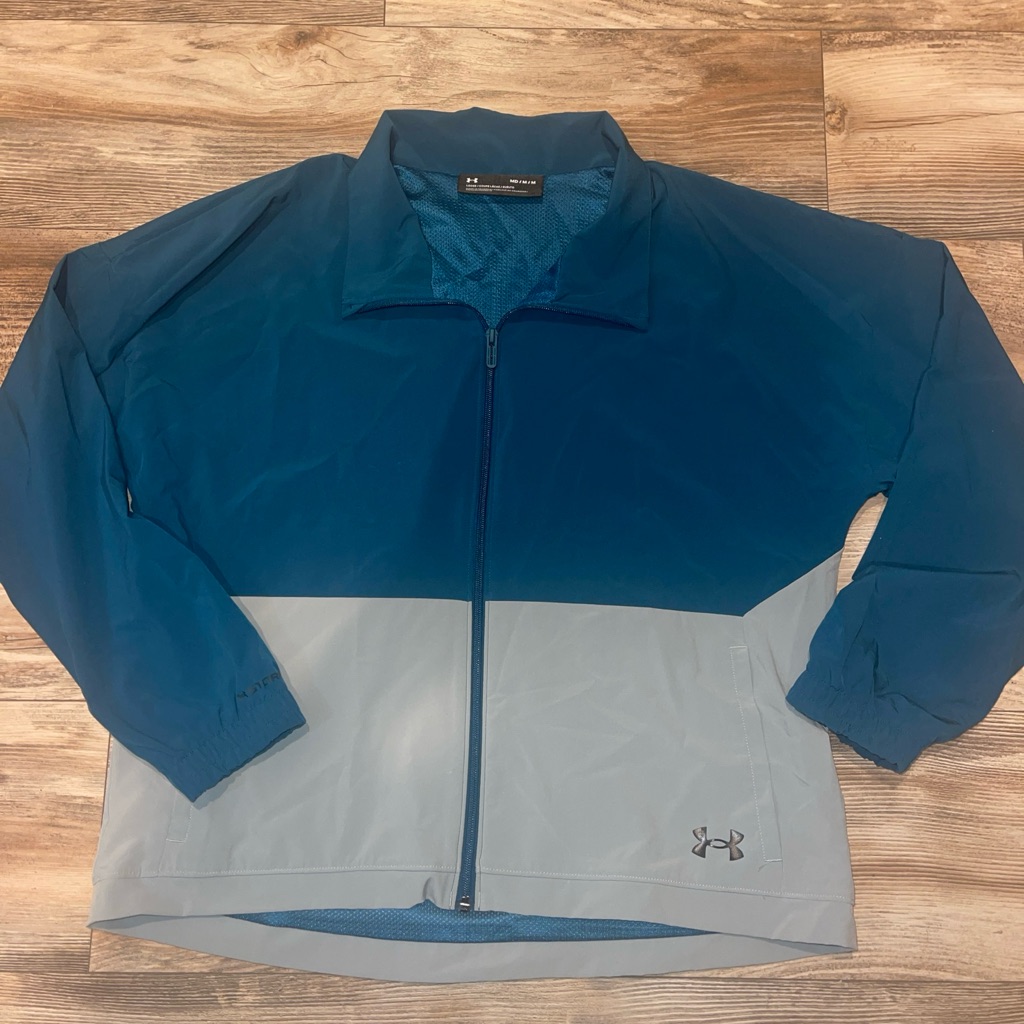 Under Armour Jacket Women’s Size M Full Zip Storm Woven Jacket Water Proof